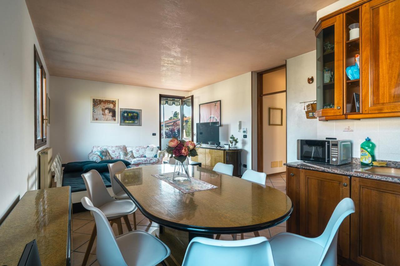 Apartament Te Vojo Ben -Furnished Flat- Santa Maria Di Sala Zewnętrze zdjęcie