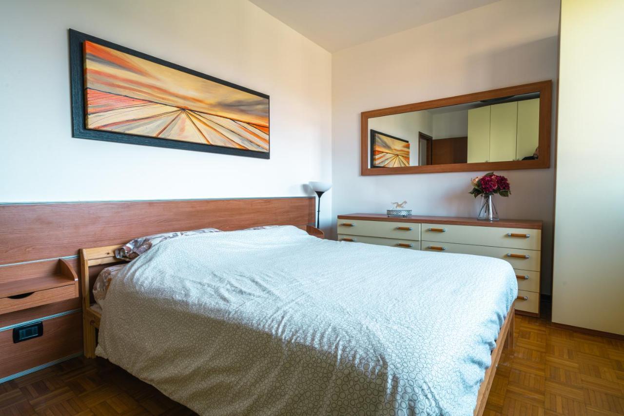 Apartament Te Vojo Ben -Furnished Flat- Santa Maria Di Sala Zewnętrze zdjęcie
