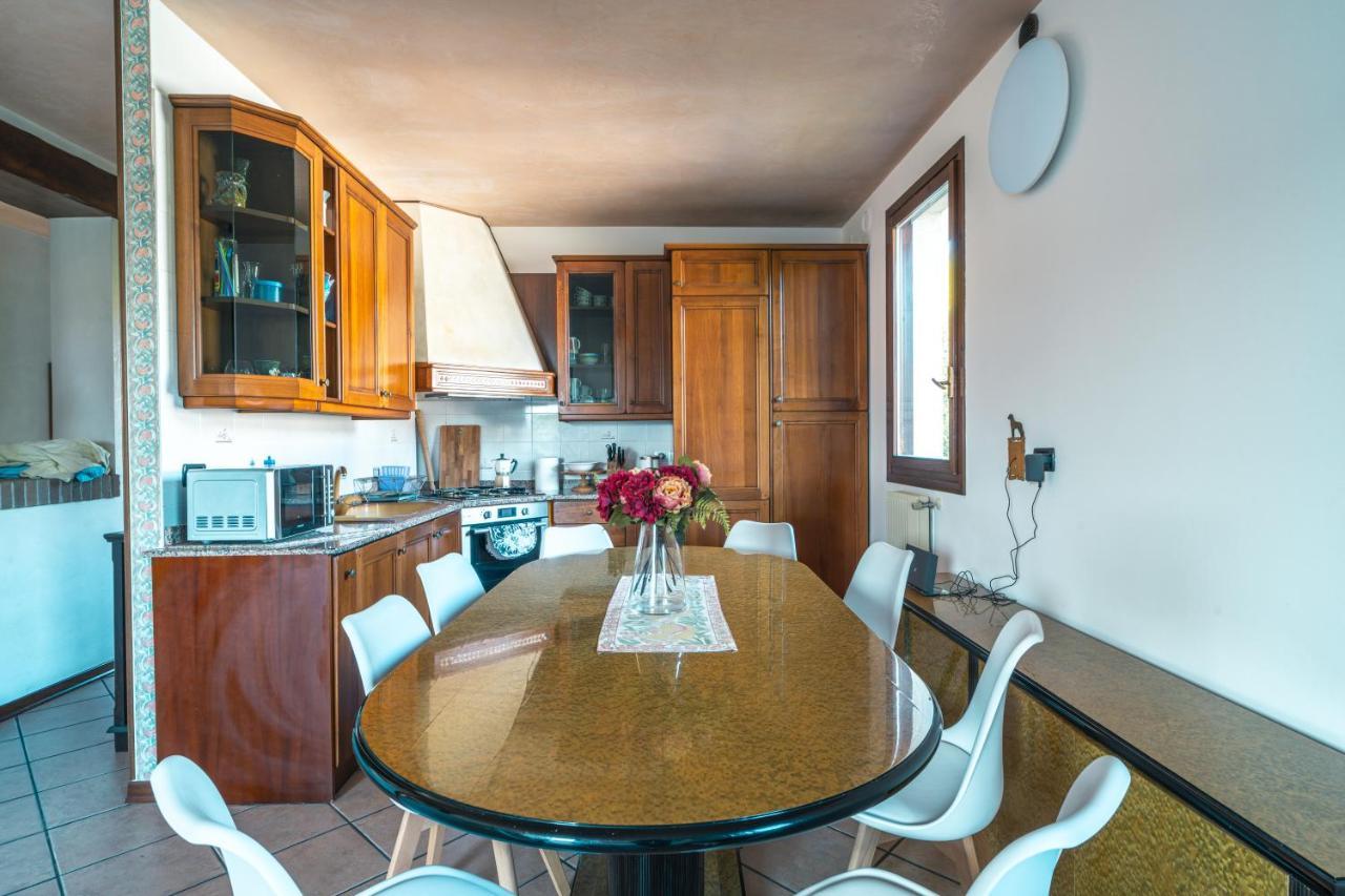 Apartament Te Vojo Ben -Furnished Flat- Santa Maria Di Sala Zewnętrze zdjęcie